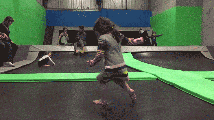 lila-IMG_0446-trempoline1